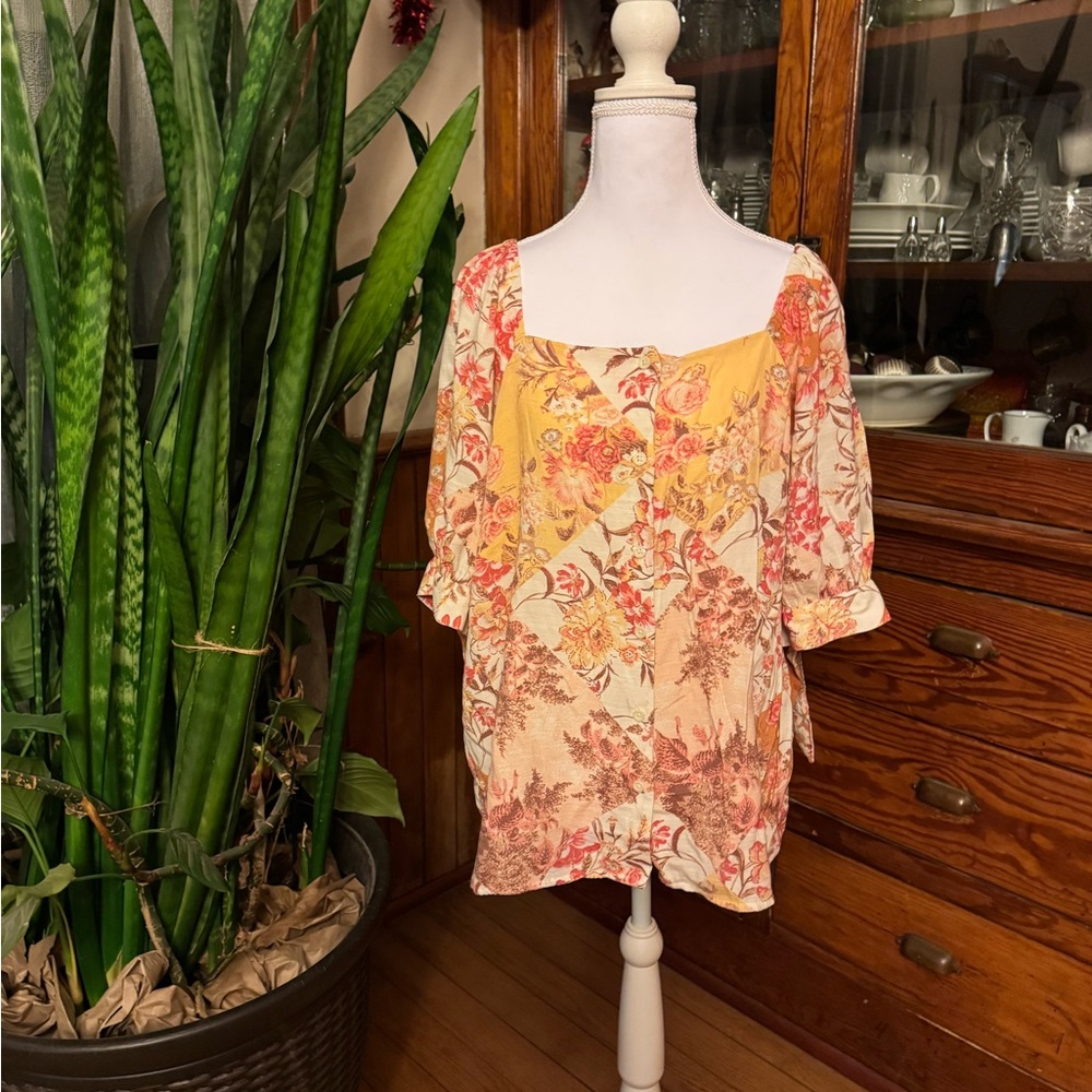 LC Lauren Conrad Floral Blouse in Yellow and Coral